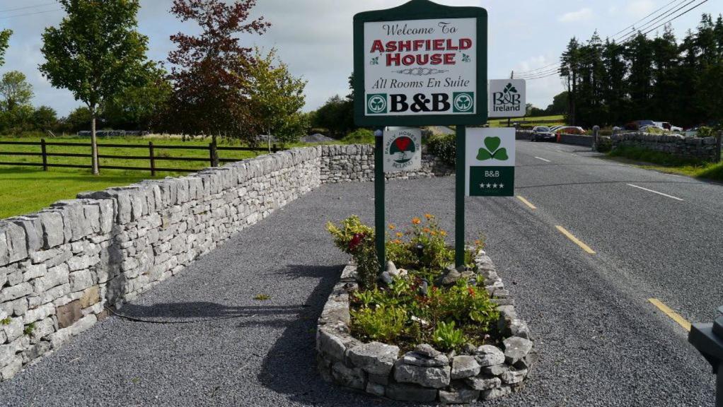 Ashfield House B&B Cong Eksteriør bilde